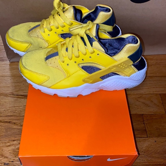 Yellow Huarache - Picture 2 of 4